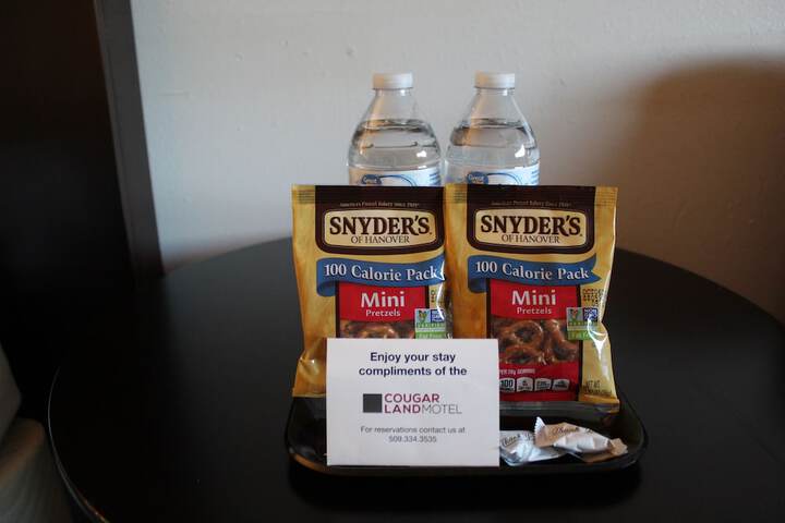 Cougar Land Motel - thumb 7