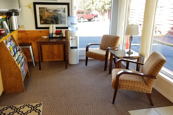 Cougar Land Motel - thumb 4