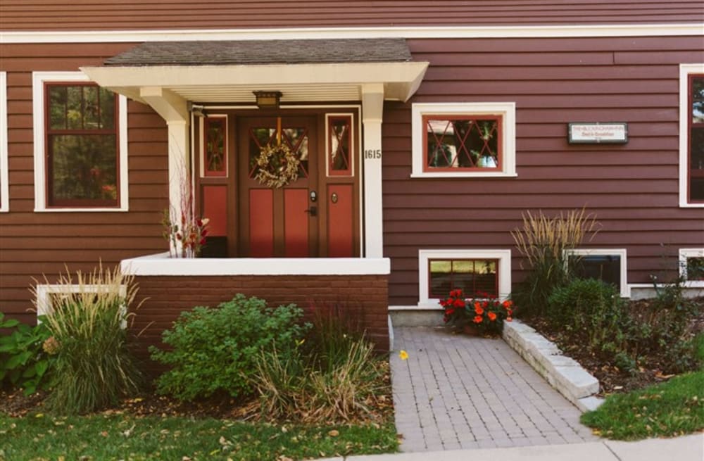 The Buckingham Inn - thumb 0