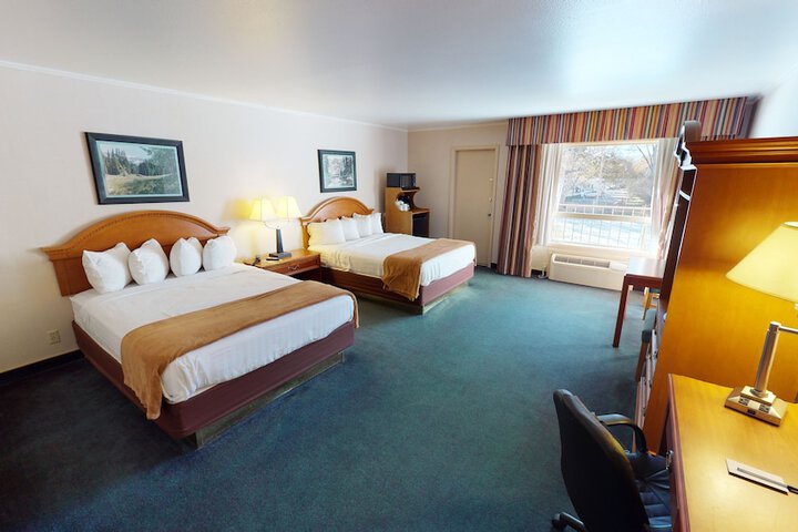 Red Arrow Inn & Suites - thumb 7