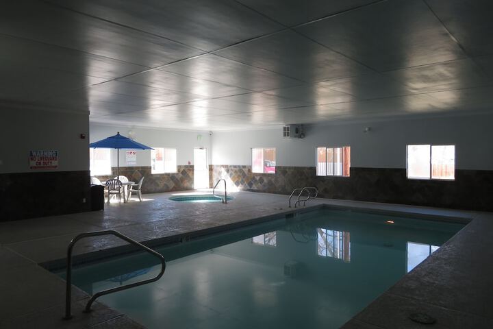 GreenTree Inn Montrose - thumb 2