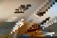 Club Regency in Regency Towers