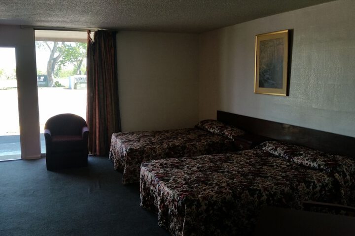 Essex House Motel - thumb 6