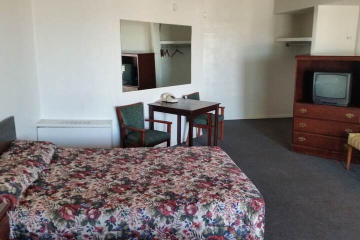 Essex House Motel - thumb 7