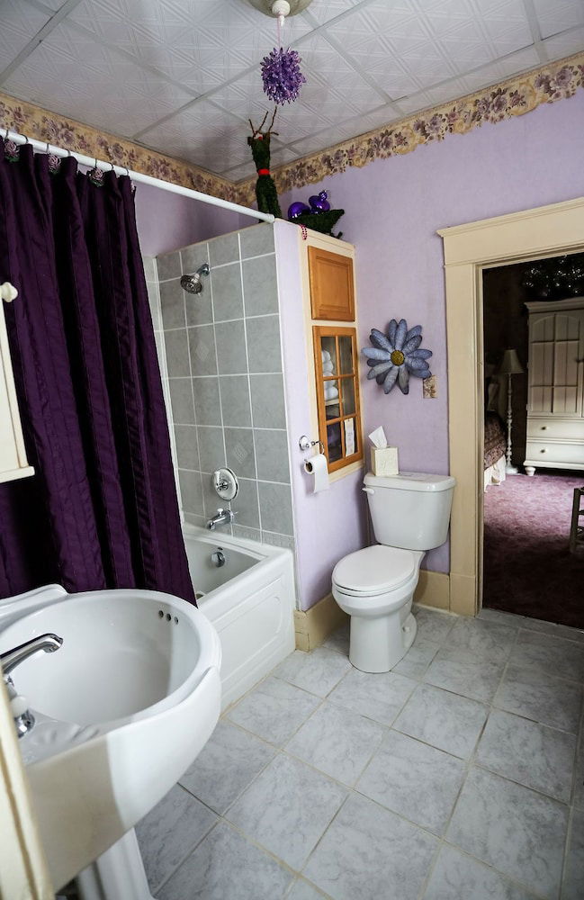 3rd Street Nest Bed & Breakfast - thumb 3