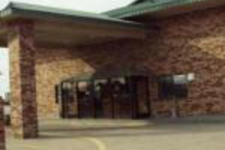 Regency Travel Inn - thumb 0