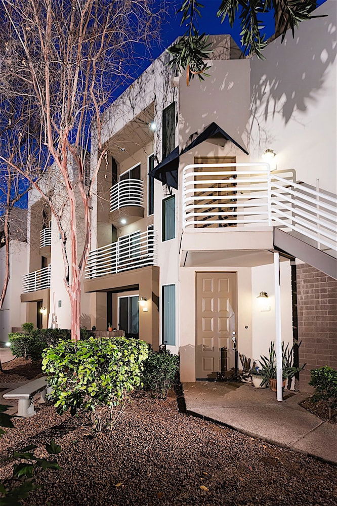 Phoenix Palms 2 BR By Casago - thumb 0