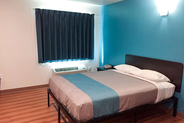 Motel 6 Rexburg, ID - thumb 5