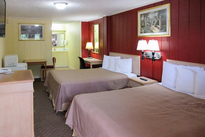 Rodeway Inn - thumb 2