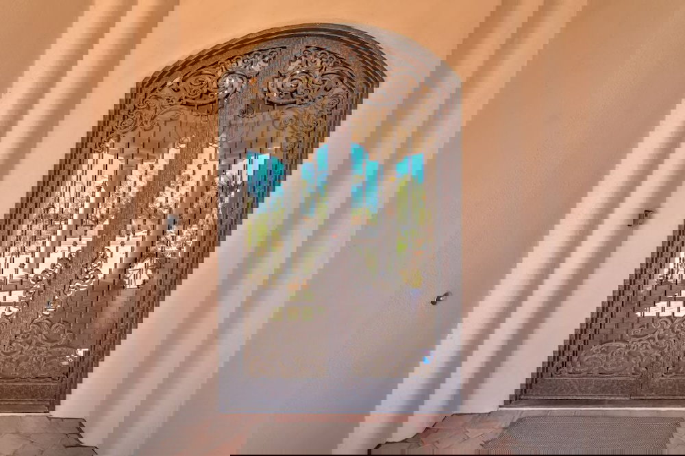 Hayden Manor - thumb 1