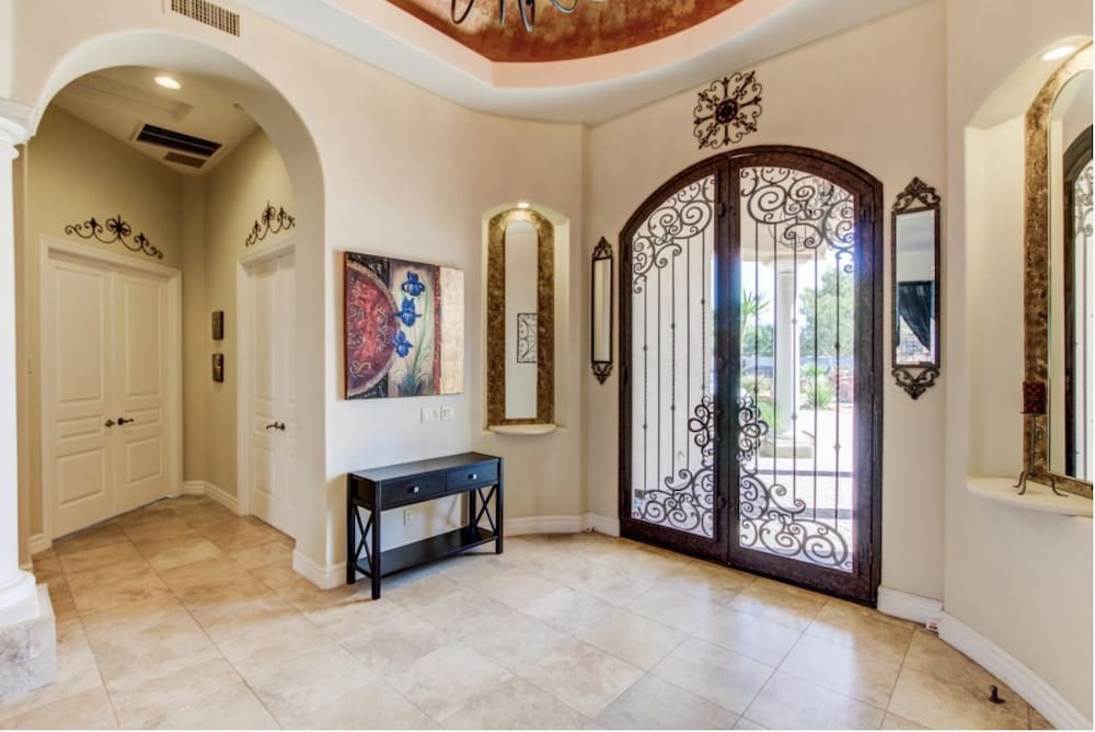 Hayden Manor - thumb 2