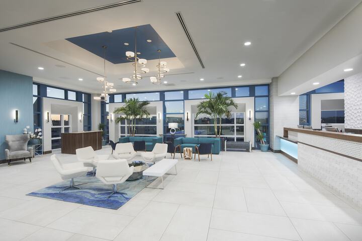 South Bay Inn And Suites - thumb 3