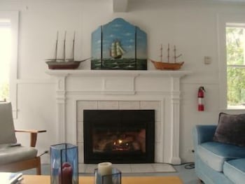 Barnacle On Bucks Harbor - Four Bedroom Home - thumb 4