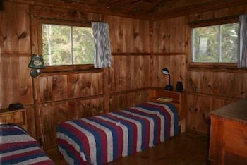 Weiss Upper Cottage Three Bedroom Home - thumb 5