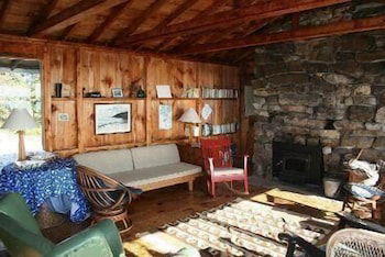 Weiss Upper Cottage Three Bedroom Home - thumb 1