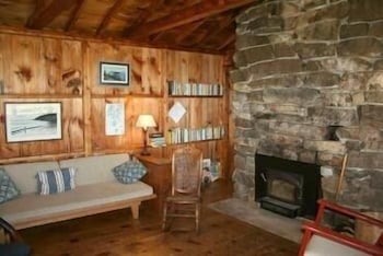 Weiss Upper Cottage Three Bedroom Home - thumb 2