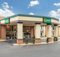 Quality Inn  Suites Apex - Holly Springs - Accommodation Denver