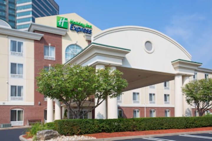 Holiday Inn Express Tower Center, An IHG Hotel - thumb 0