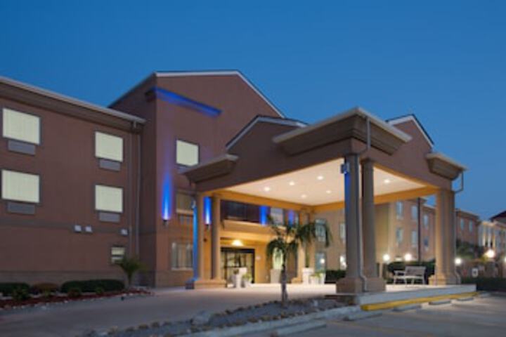 Holiday Inn Express Harvey-Marrero, An IHG Hotel - thumb 0