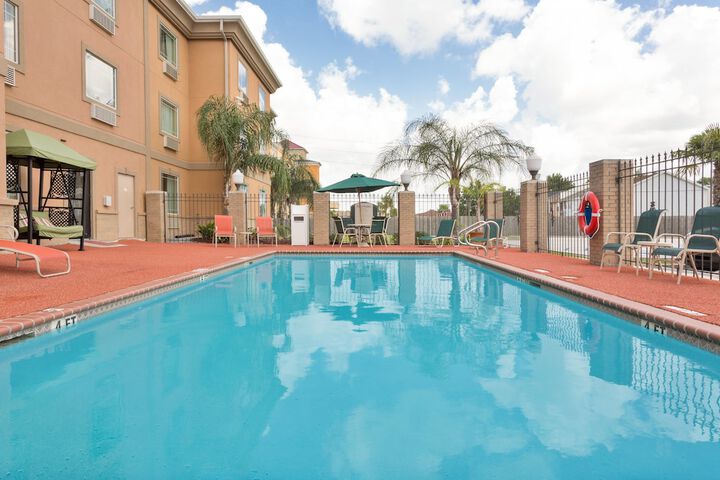 Holiday Inn Express Harvey-Marrero, An IHG Hotel - thumb 4