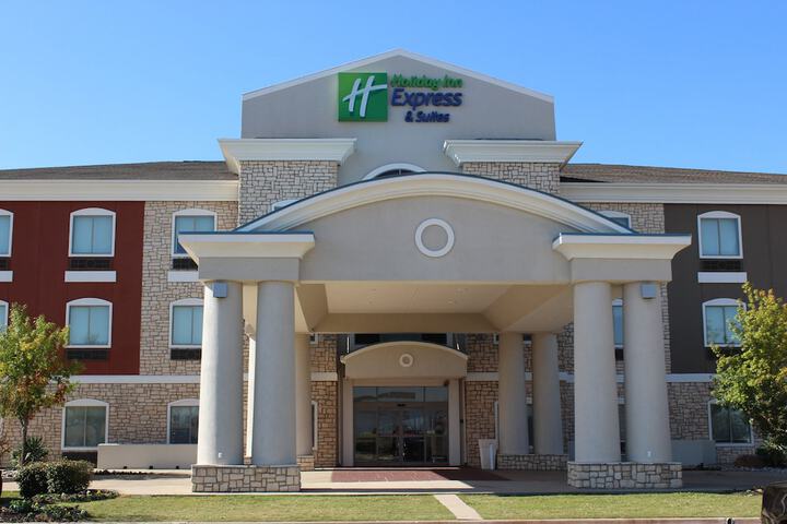Holiday Inn Express & Suites Mansfield, An IHG Hotel - thumb 1