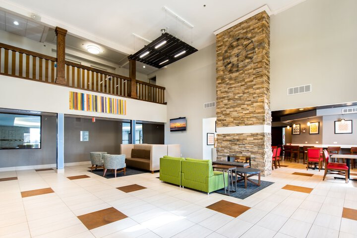 Holiday Inn Express & Suites South Haven, An IHG Hotel - thumb 7