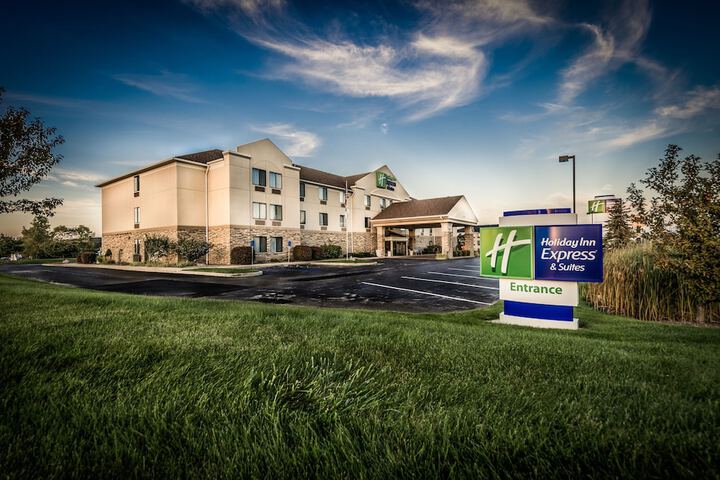 Holiday Inn Express & Suites South Haven, An IHG Hotel - thumb 2
