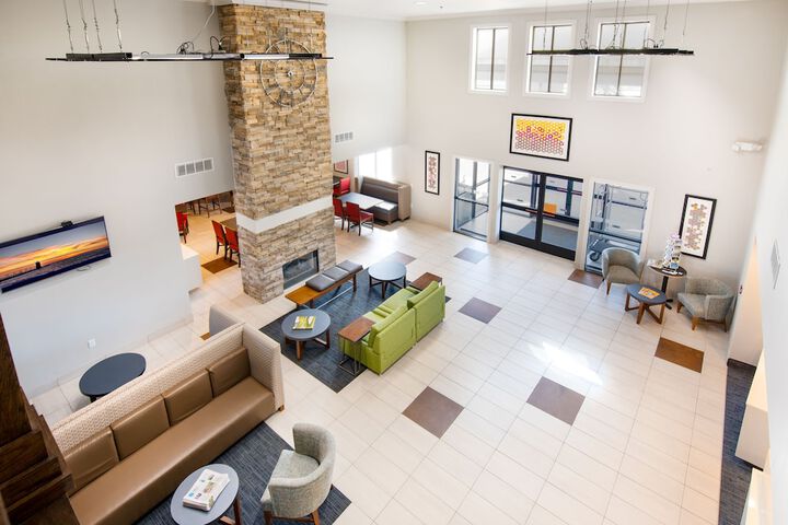 Holiday Inn Express & Suites South Haven, An IHG Hotel - thumb 6