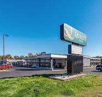 Quality Inn - Accommodation Denver