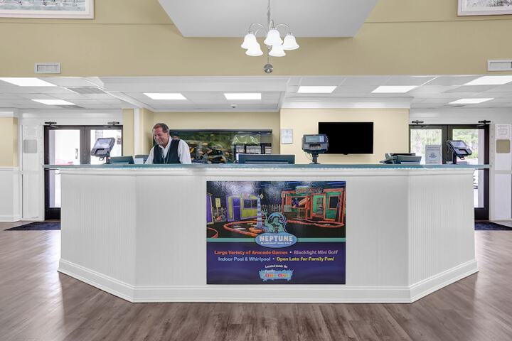 North Shore Oceanfront Resort Hotel - thumb 5