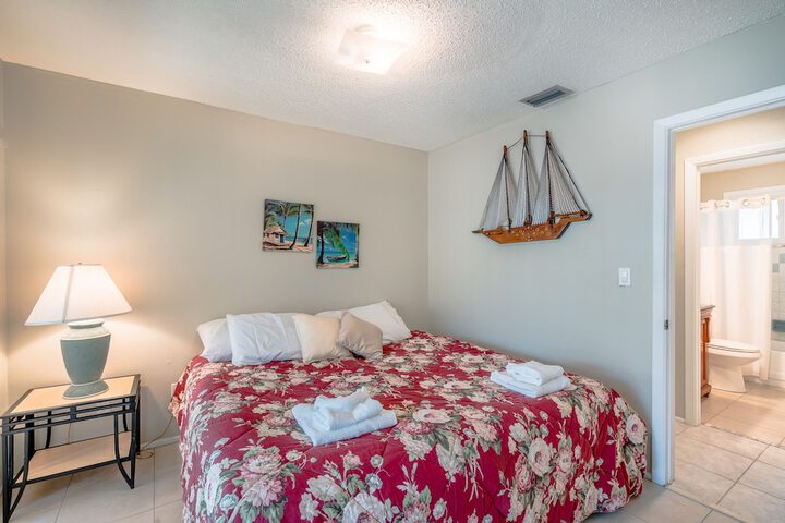 Shore Haven Unit 5A Two Bedroom Condo - thumb 5