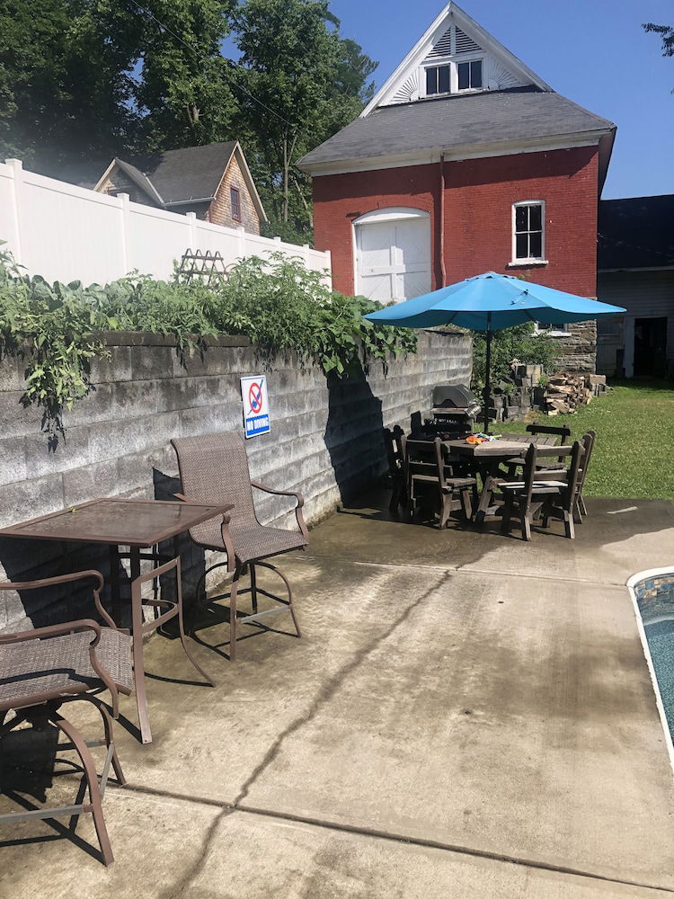 Hatch House Bed & Breakfast - thumb 3