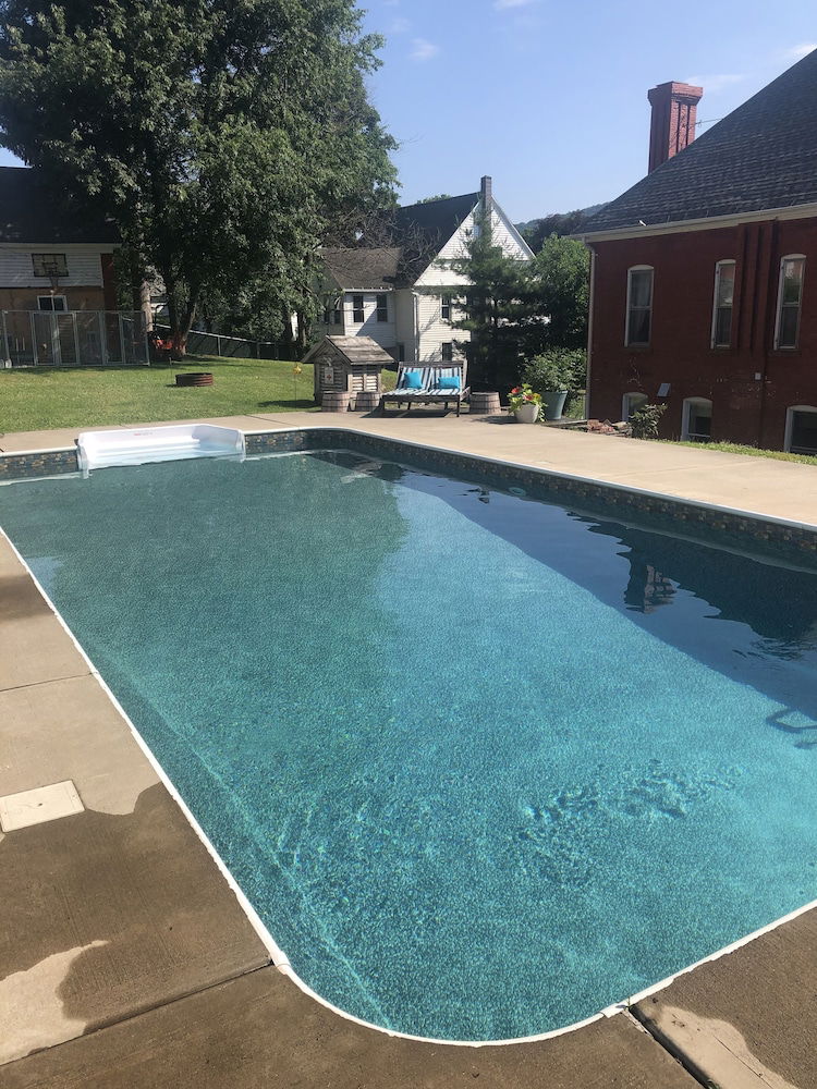 Hatch House Bed & Breakfast - thumb 4