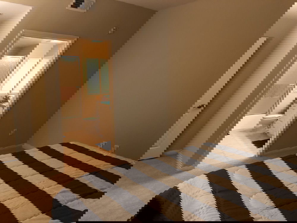 Resort Style Luxury 2BD Suite In Irvine's Spectrum Center - thumb 6