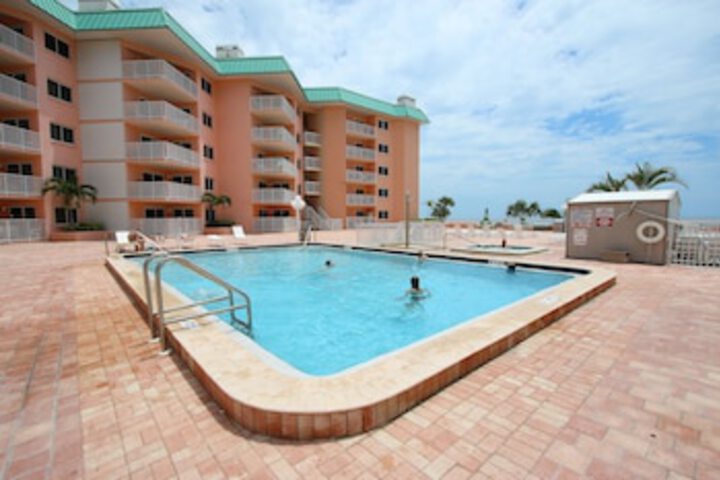 Beach Cottage 2102 - thumb 0