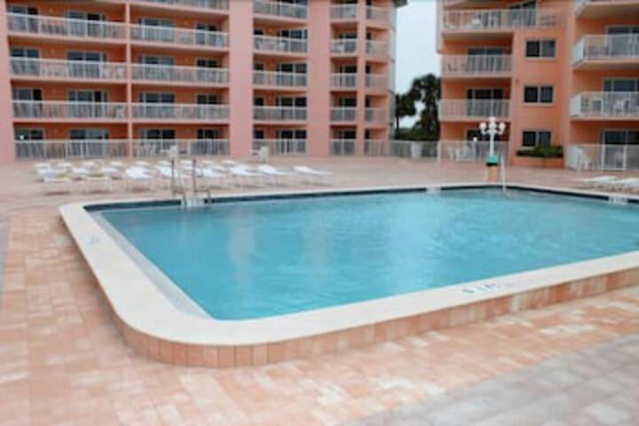 Beach Cottage 1112 - thumb 0