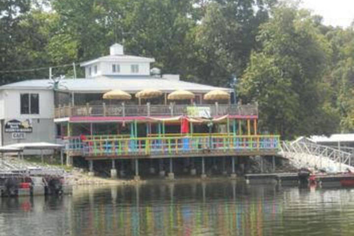 Buzzard Rock Resort & Marina - thumb 2