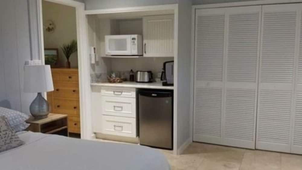 Paradise Palms B And B - thumb 1