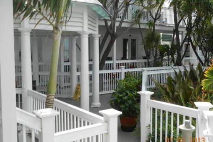 Coconut Beach Resort - thumb 2