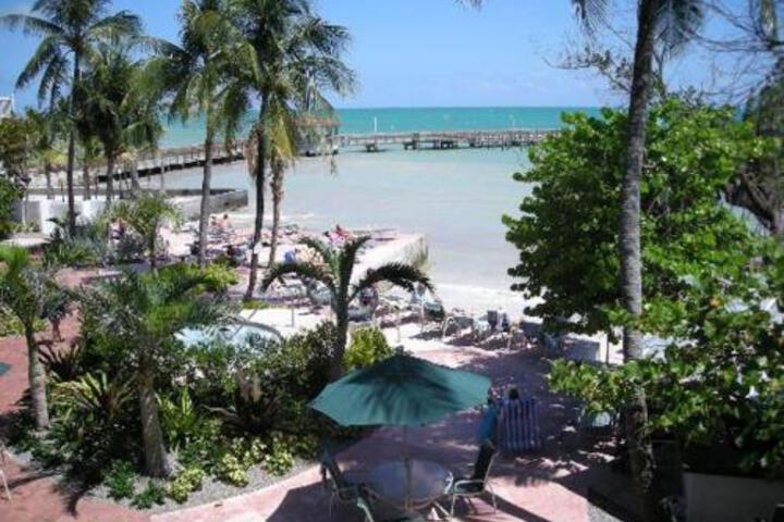 Coconut Beach Resort - thumb 4