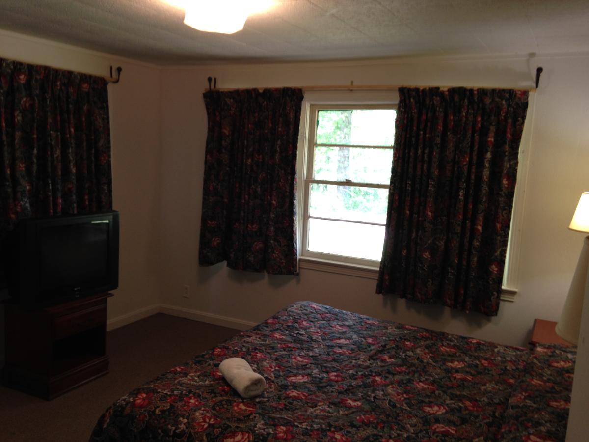 Lakeside Inn - thumb 23