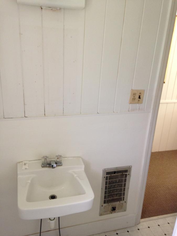 Lakeside Inn - thumb 41