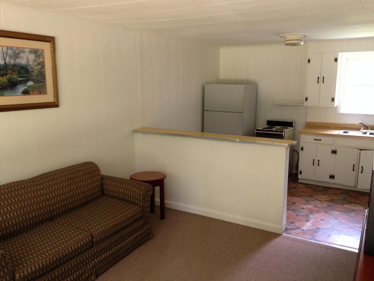 Lakeside Inn - thumb 8