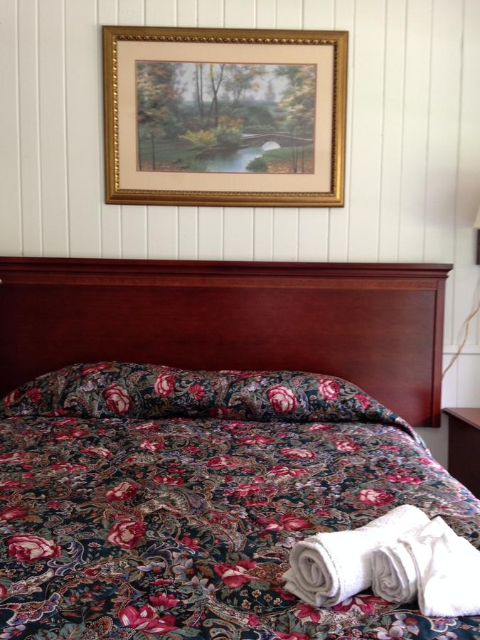 Lakeside Inn - thumb 37