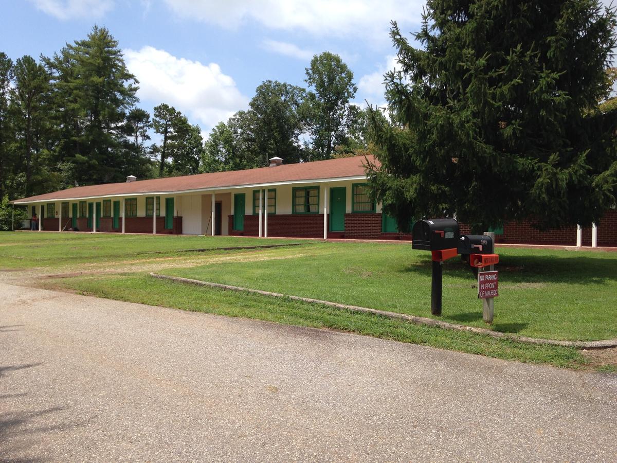 Lakeside Inn - thumb 3