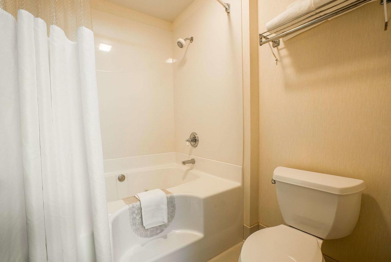 Quality Inn & Suites Mount Chalet - thumb 23