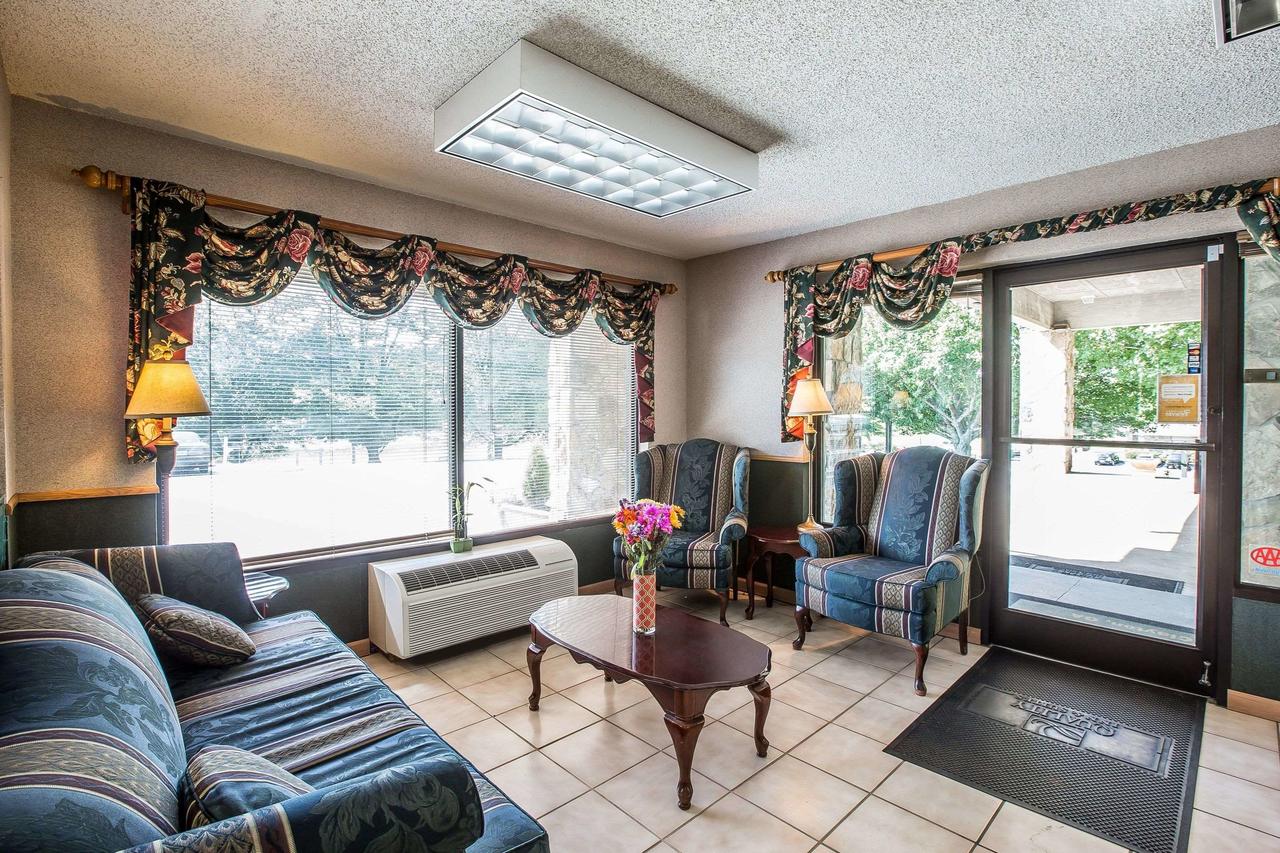 Quality Inn & Suites Mount Chalet - thumb 16