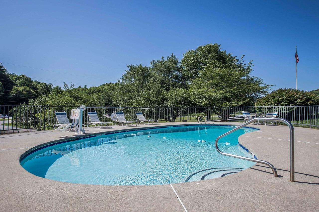 Quality Inn & Suites Mount Chalet - thumb 15