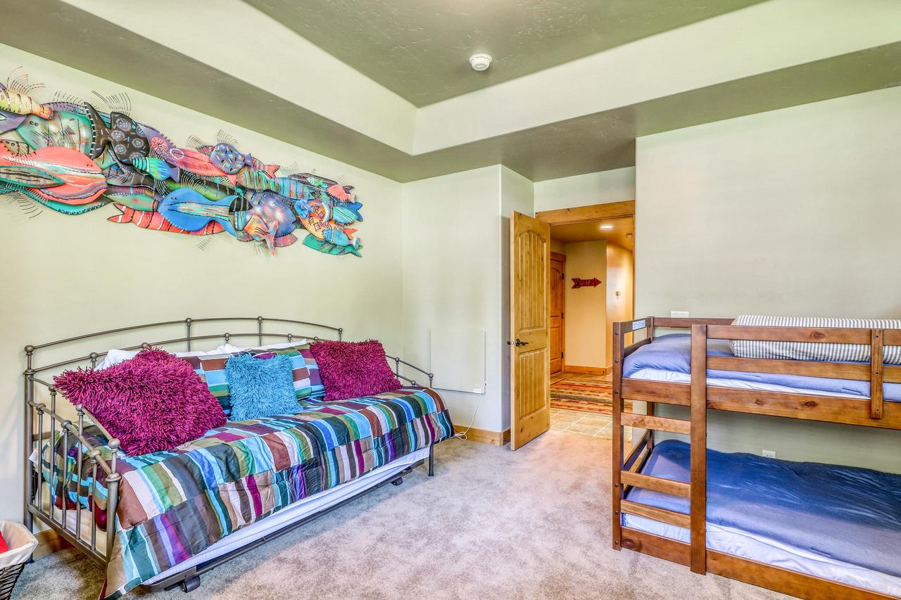 Greystone Getaway - thumb 28