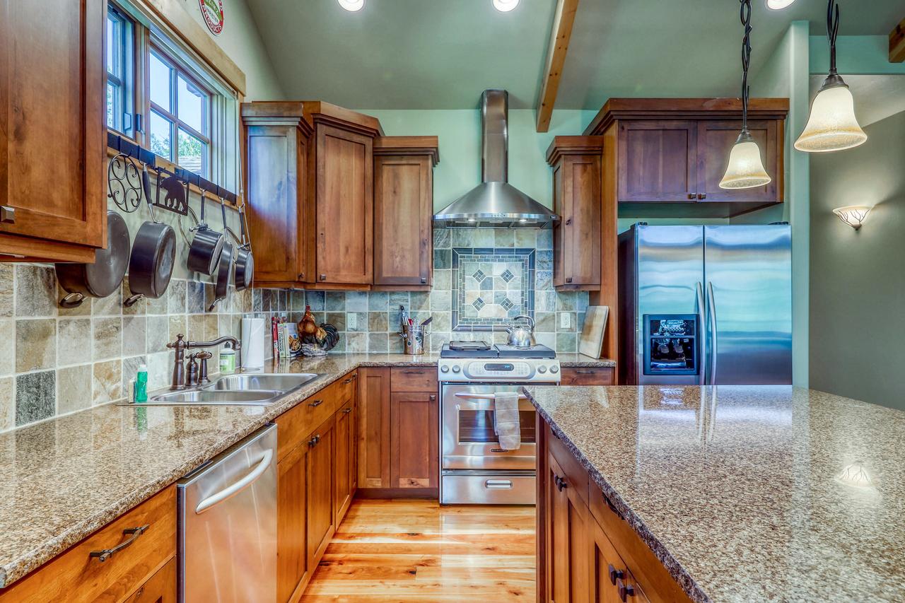 Greystone Getaway - thumb 4